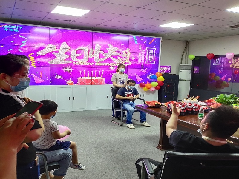 陽春三月，華邦瀛第一季度員工生日會(huì)慶祝活動(dòng)圓滿結(jié)束