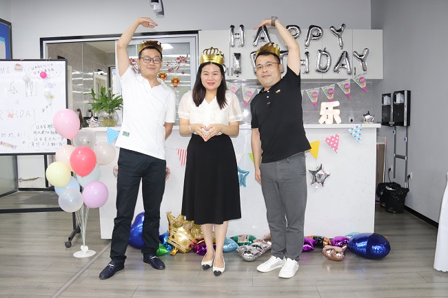 華邦瀛人文關(guān)懷 | 外向的人不是太陽，他們只是選擇成為太陽